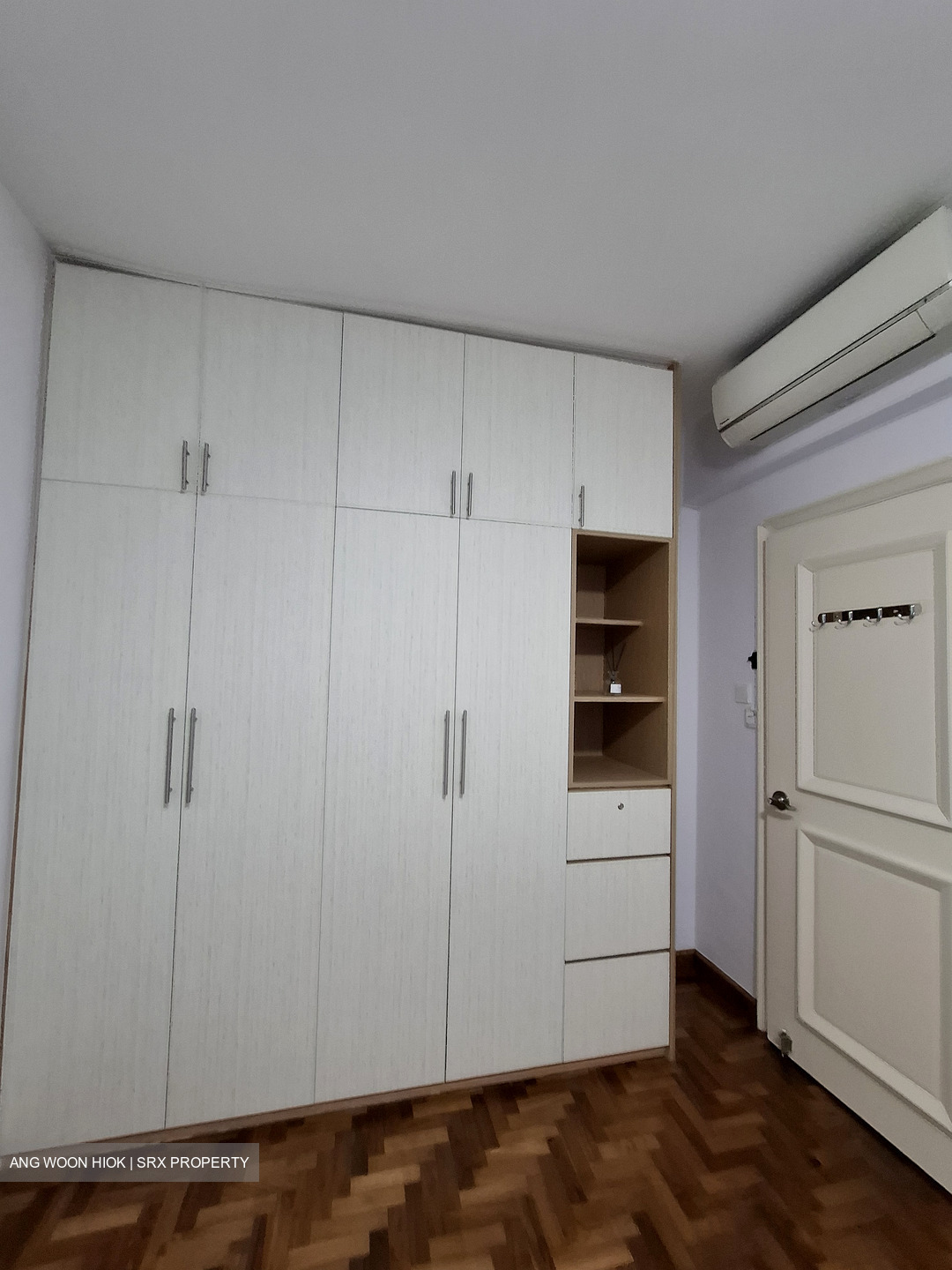 Parkview Apartments (D23), Apartment #497589961